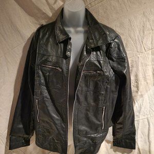 Black Ladies Leather(?) Jacket size 3X - Pre loved.